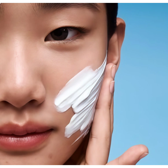 ROCHE face moisturizer for sensitive skin and Anti Aging Skincare